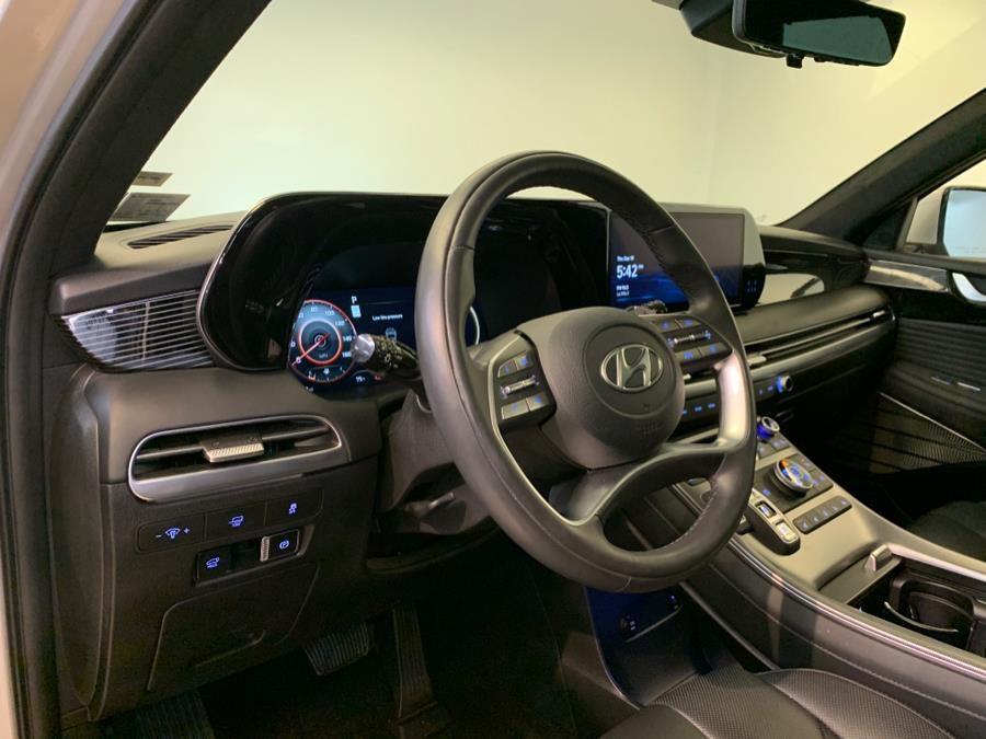 used 2025 Hyundai Palisade car, priced at $45,666