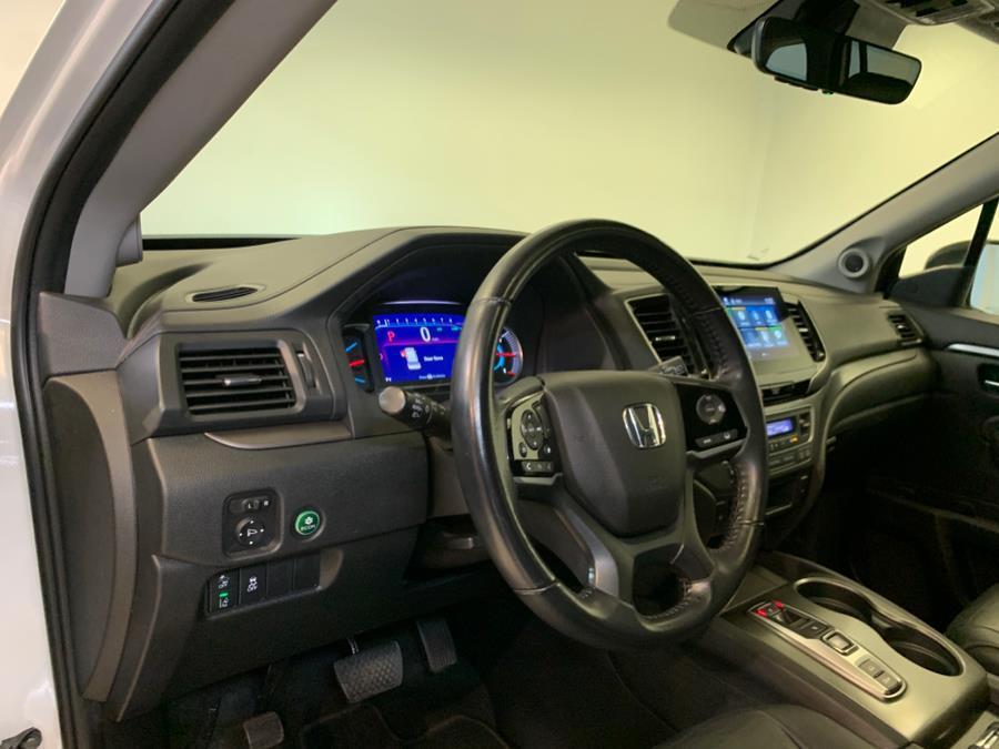 used 2022 Honda Pilot car, priced at $27,777