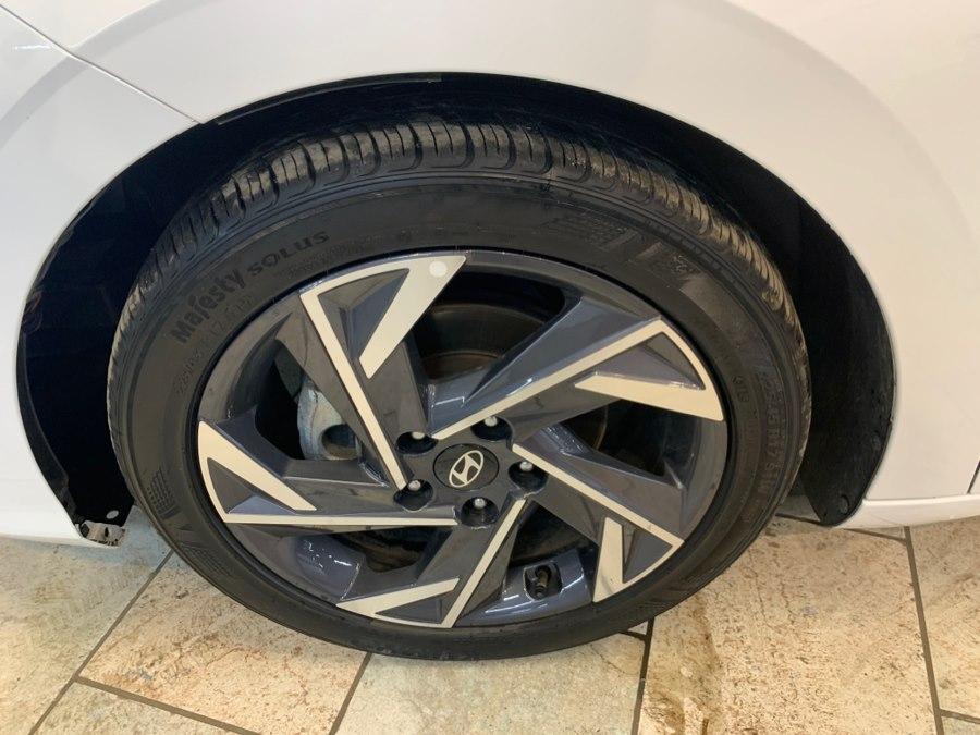 used 2025 Hyundai Elantra car, priced at $23,595
