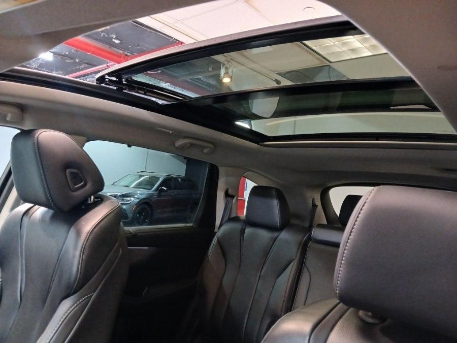 used 2023 Acura MDX car, priced at $37,595