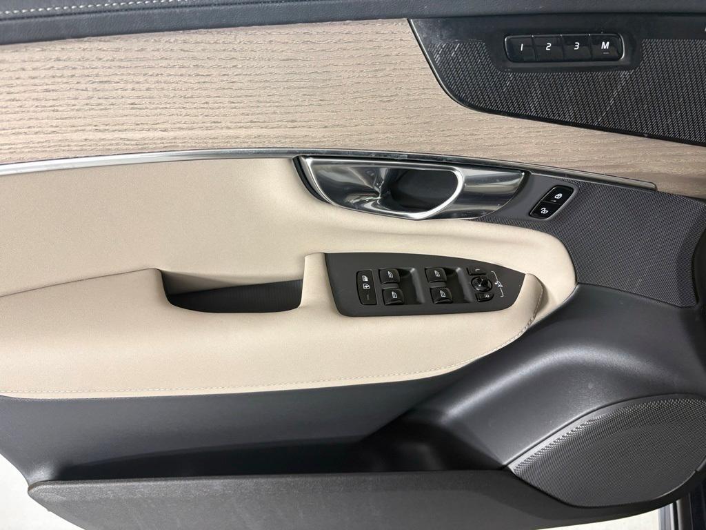 new 2026 Volvo XC90 car, priced at $69,945