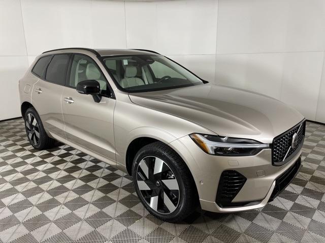new 2025 Volvo XC60 Plug-In Hybrid car, priced at $63,235