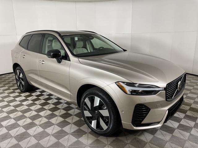 new 2025 Volvo XC60 Plug-In Hybrid car, priced at $63,235