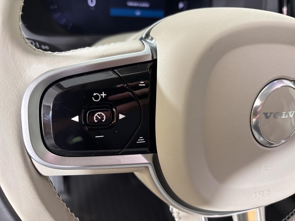 new 2026 Volvo XC90 Plug-In Hybrid car, priced at $83,205