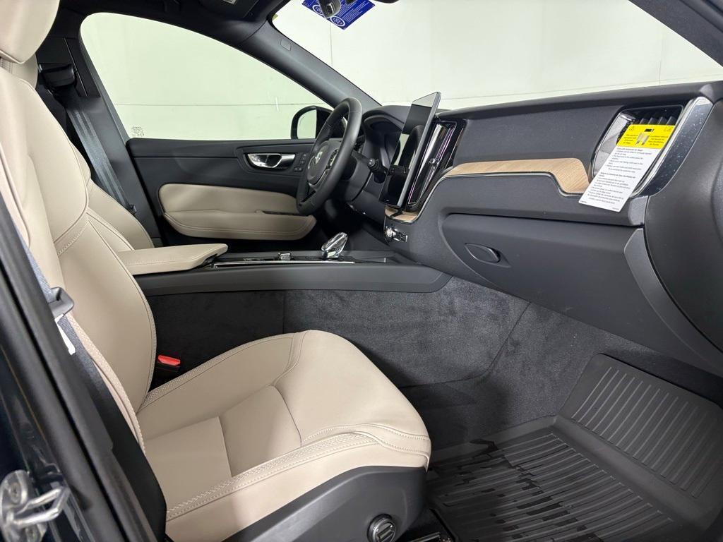 new 2026 Volvo XC60 car, priced at $56,105