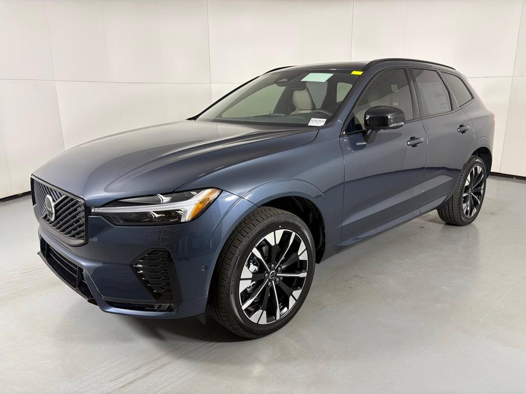 new 2026 Volvo XC60 car, priced at $56,105