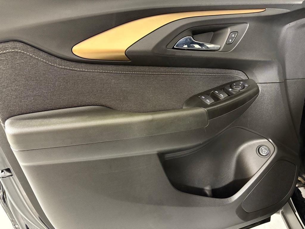 used 2021 Chevrolet TrailBlazer car, priced at $17,900