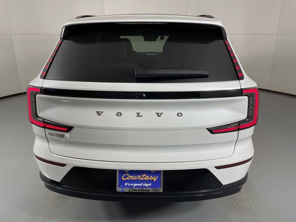 new 2025 Volvo EX90 car, priced at $80,580