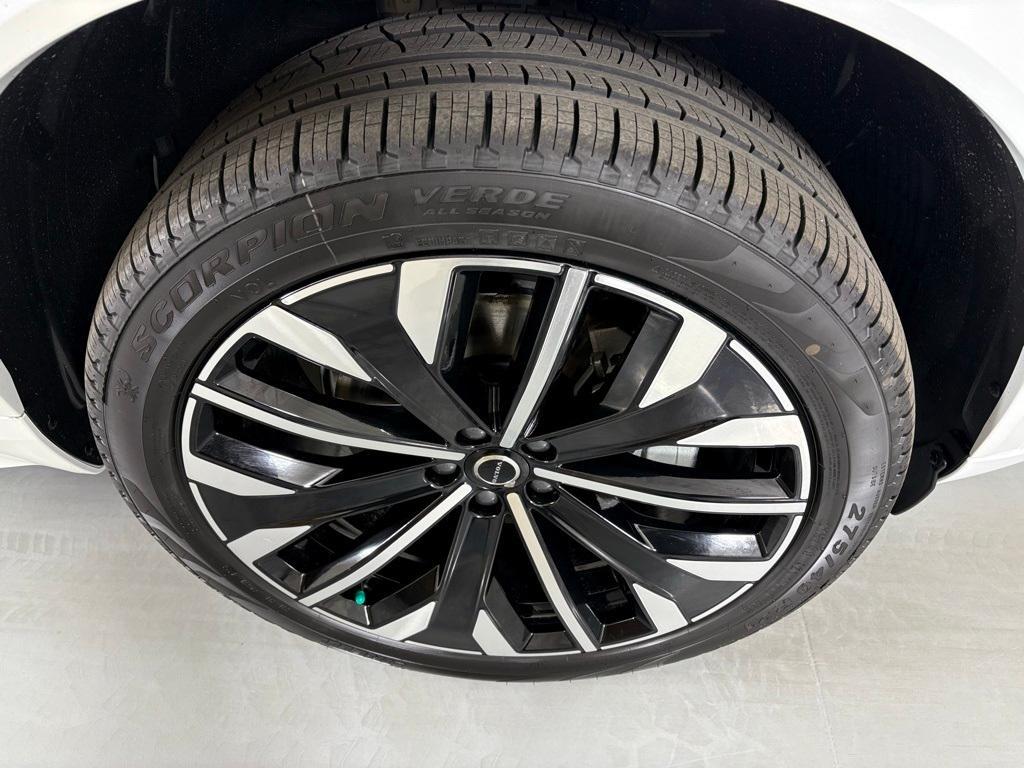 new 2026 Volvo XC90 car, priced at $65,235
