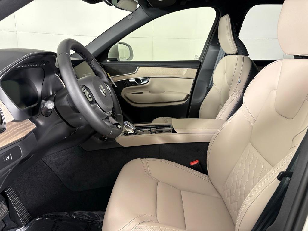 new 2026 Volvo XC90 car, priced at $65,235