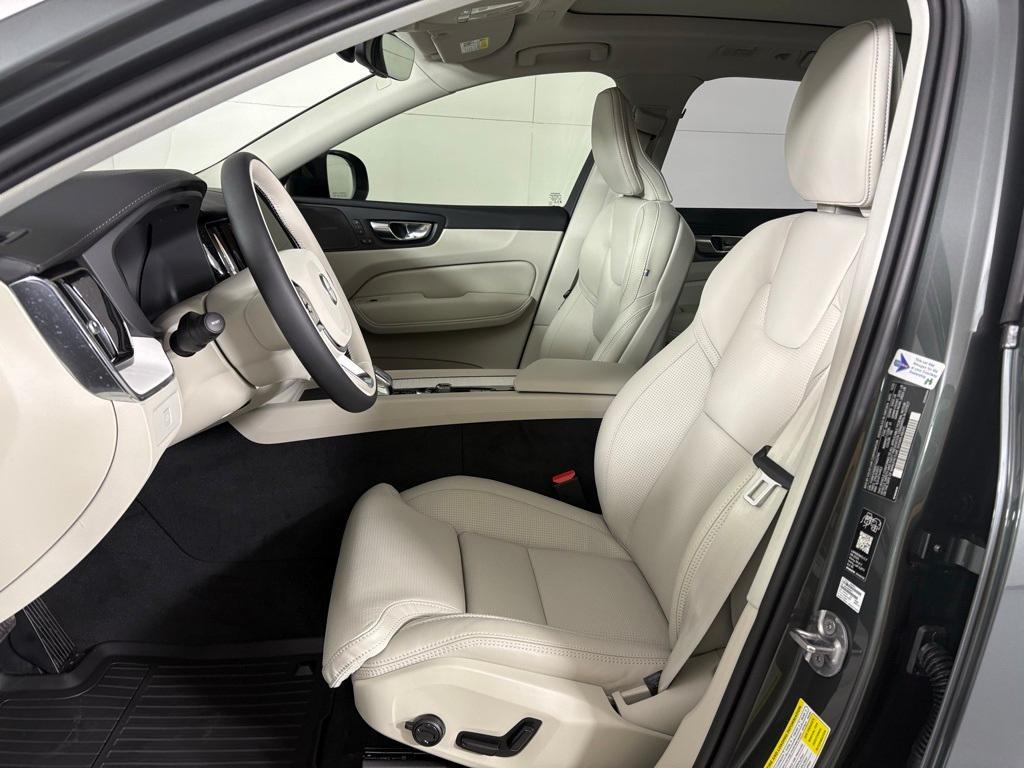 new 2026 Volvo XC60 car, priced at $62,275