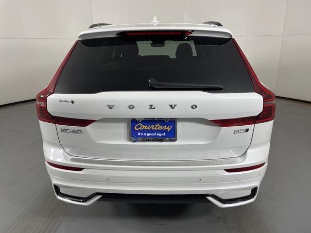 new 2026 Volvo XC60 car, priced at $55,985