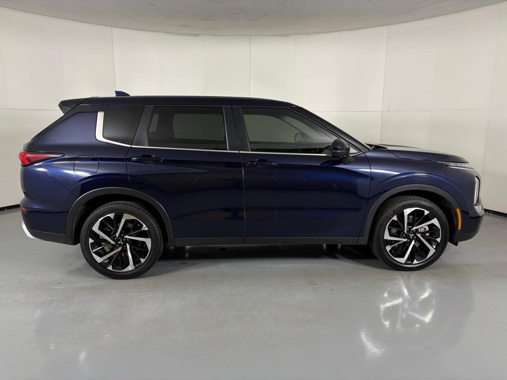 used 2024 Mitsubishi Outlander car, priced at $19,000