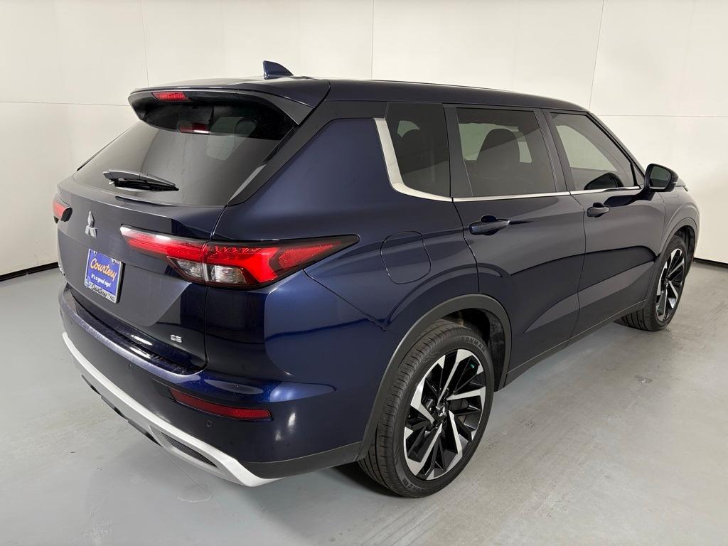 used 2024 Mitsubishi Outlander car, priced at $19,000