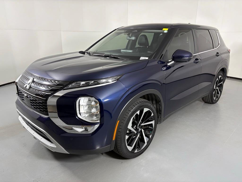 used 2024 Mitsubishi Outlander car, priced at $19,000