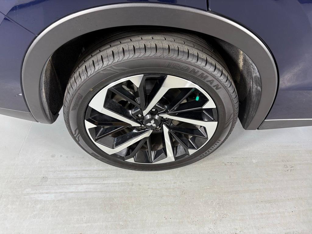 used 2024 Mitsubishi Outlander car, priced at $19,000