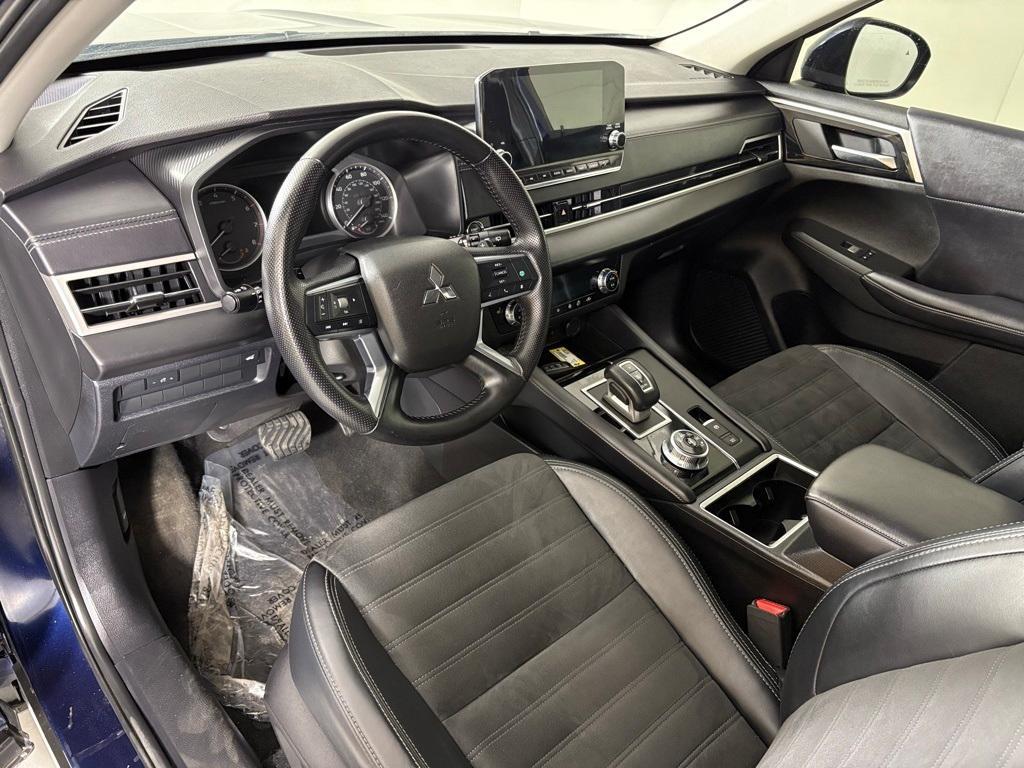 used 2024 Mitsubishi Outlander car, priced at $19,000