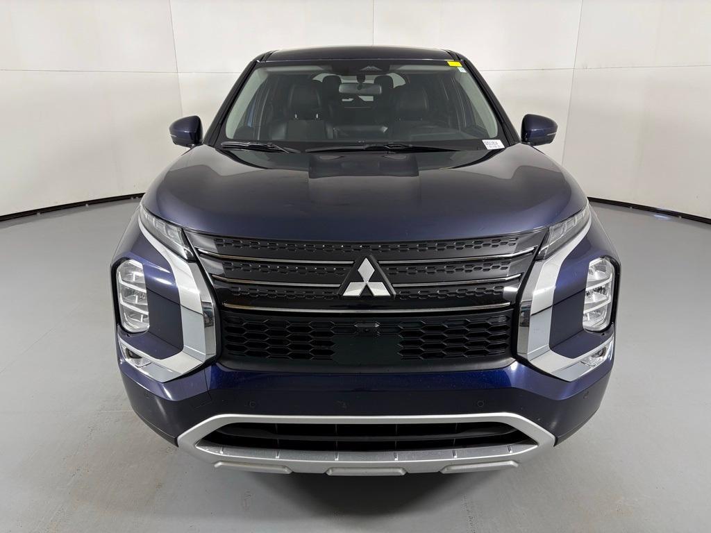 used 2024 Mitsubishi Outlander car, priced at $19,000