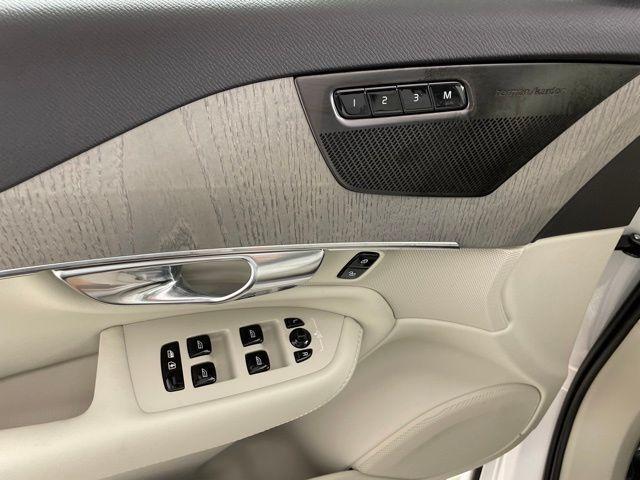 new 2025 Volvo XC90 Plug-In Hybrid car, priced at $71,205