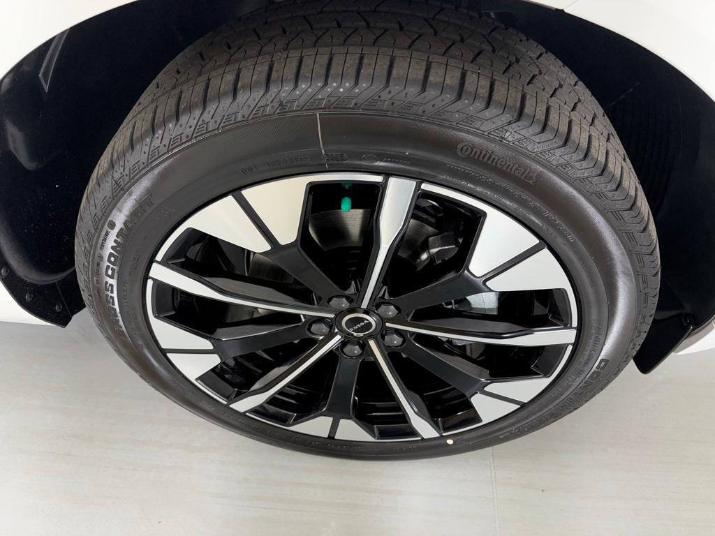 new 2026 Volvo XC60 car, priced at $56,815