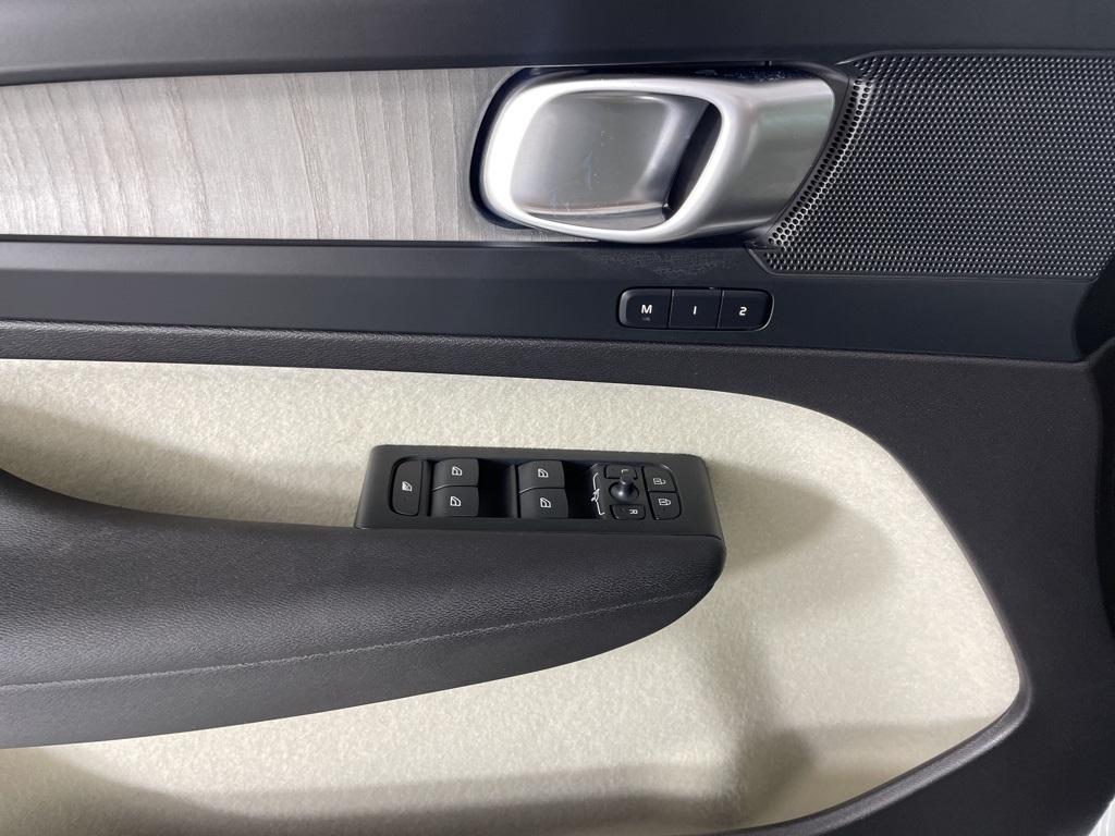 new 2026 Volvo XC40 car, priced at $49,670