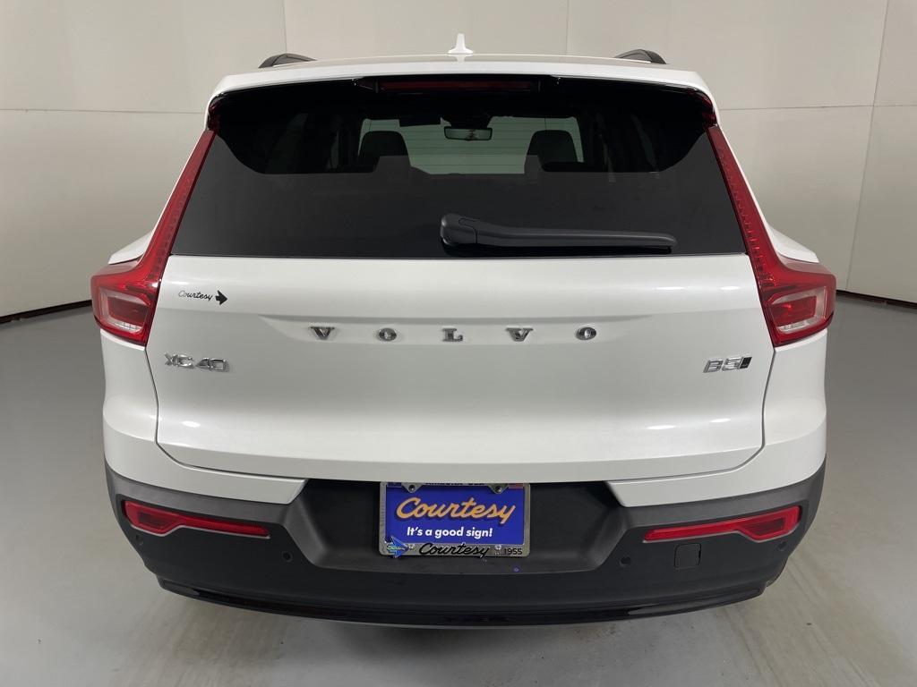 new 2026 Volvo XC40 car, priced at $49,670