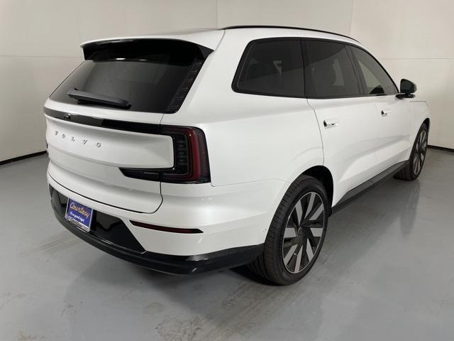 new 2025 Volvo EX90 car, priced at $78,035