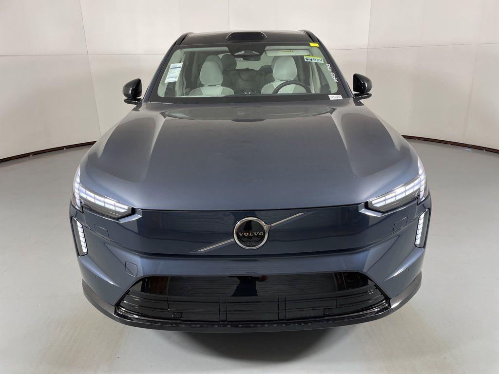 new 2025 Volvo EX90 car, priced at $79,624
