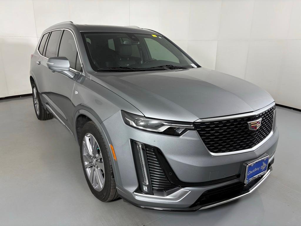used 2025 Cadillac XT6 car, priced at $41,000
