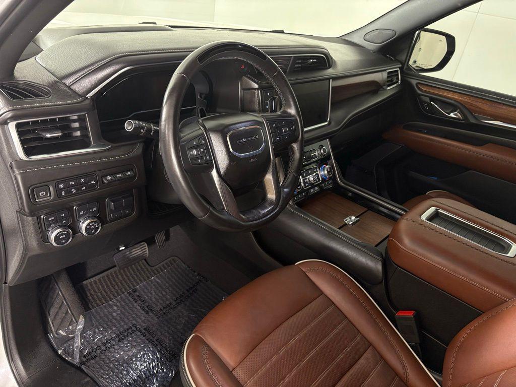 used 2023 GMC Yukon car, priced at $65,000