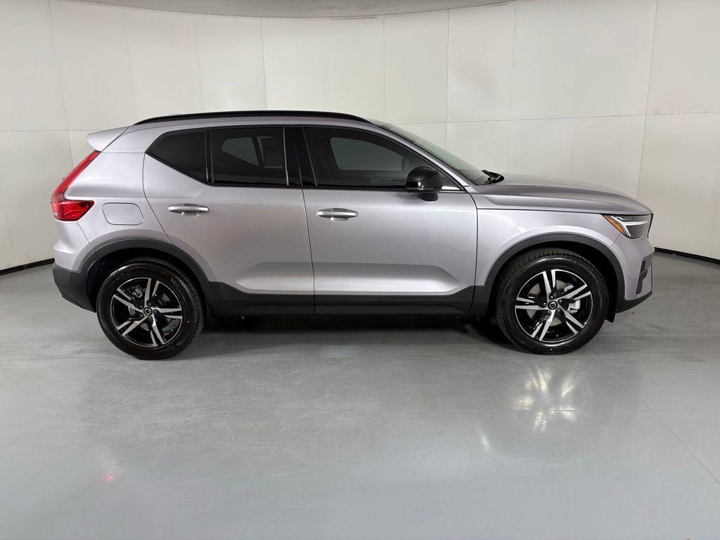 new 2026 Volvo XC40 car, priced at $44,694
