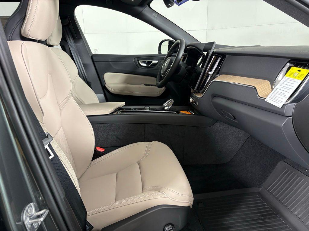 new 2026 Volvo XC60 Plug-In Hybrid car, priced at $67,510