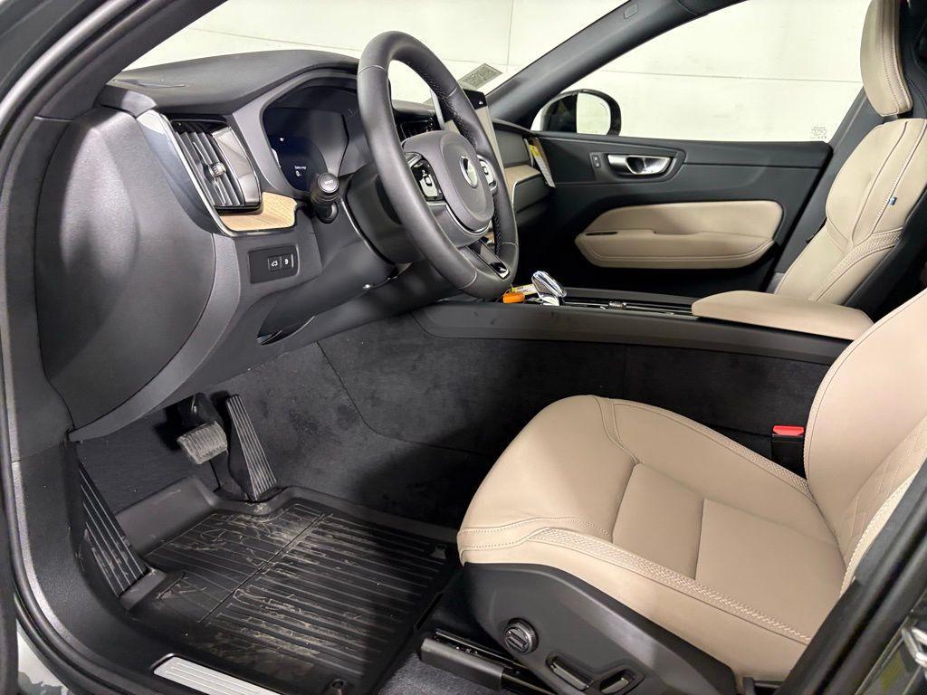 new 2026 Volvo XC60 Plug-In Hybrid car, priced at $67,510