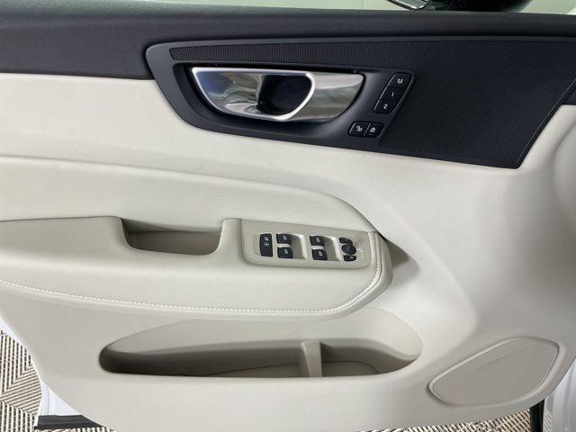 new 2025 Volvo XC60 Plug-In Hybrid car, priced at $55,500