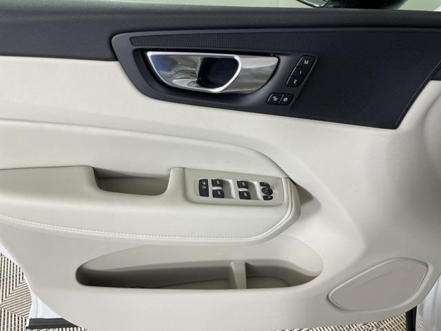 new 2025 Volvo XC60 Plug-In Hybrid car, priced at $55,500