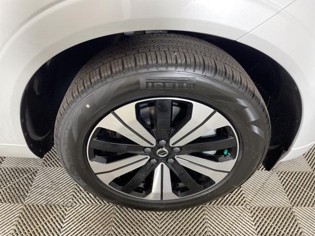 new 2025 Volvo XC60 Plug-In Hybrid car, priced at $55,500