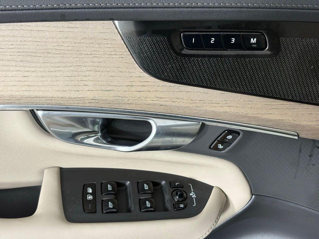 new 2026 Volvo XC90 car, priced at $69,825