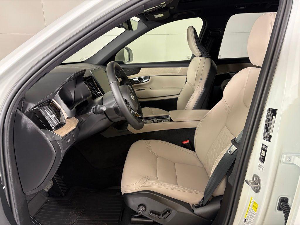 new 2026 Volvo XC90 car, priced at $69,825