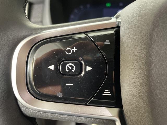 new 2025 Volvo XC90 car, priced at $66,155