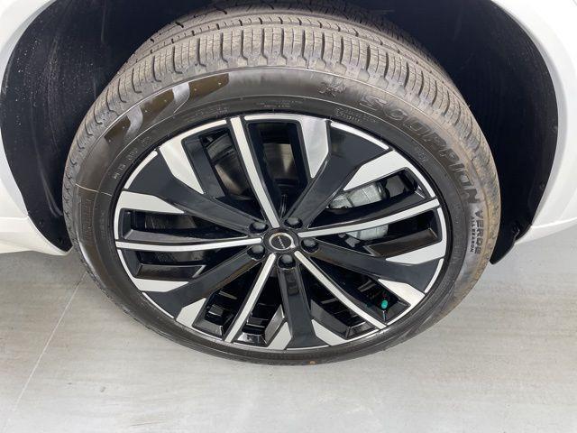 new 2026 Volvo XC90 car, priced at $65,730