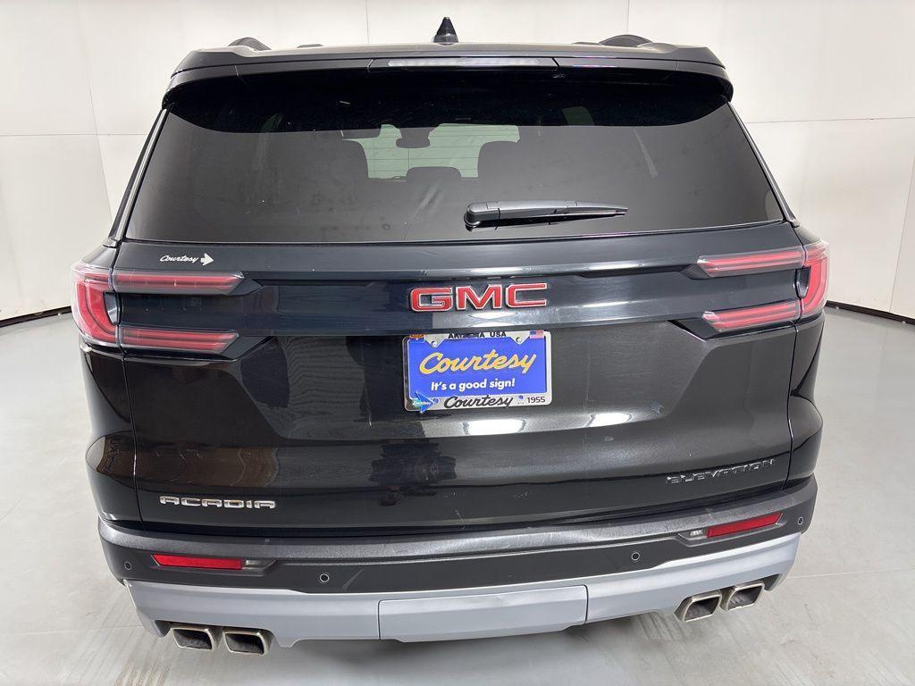 used 2025 GMC Acadia car, priced at $31,900