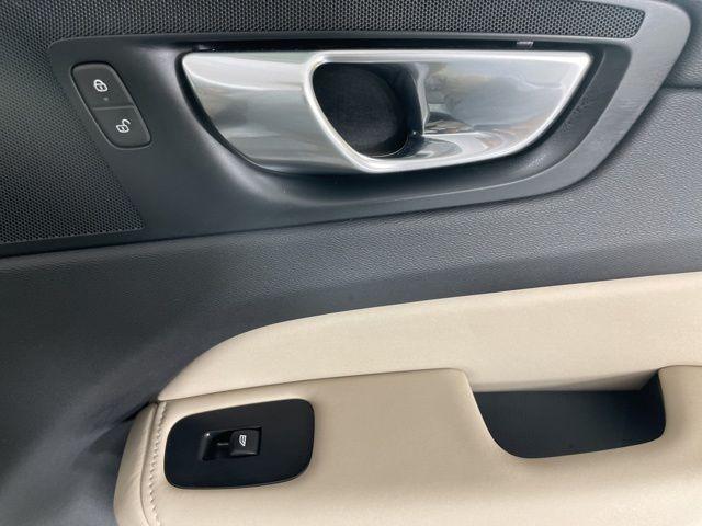new 2026 Volvo XC60 car, priced at $55,584