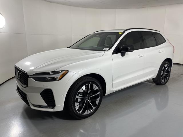 new 2026 Volvo XC60 car, priced at $55,985