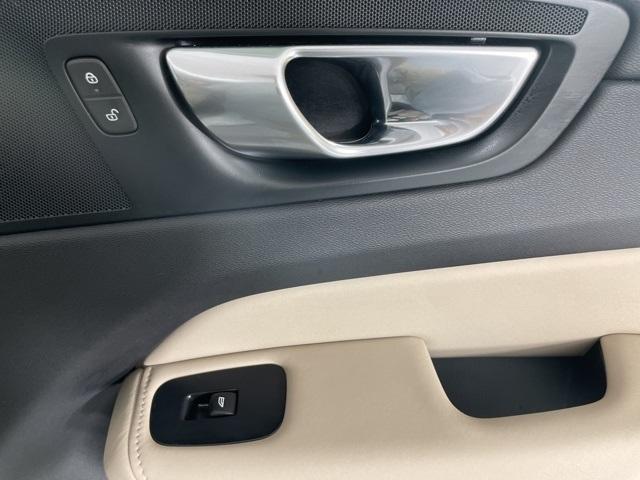 new 2026 Volvo XC60 car, priced at $55,985