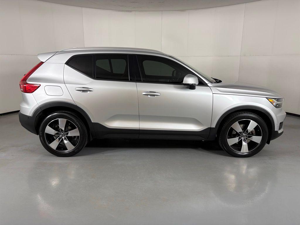 used 2019 Volvo XC40 car, priced at $20,500