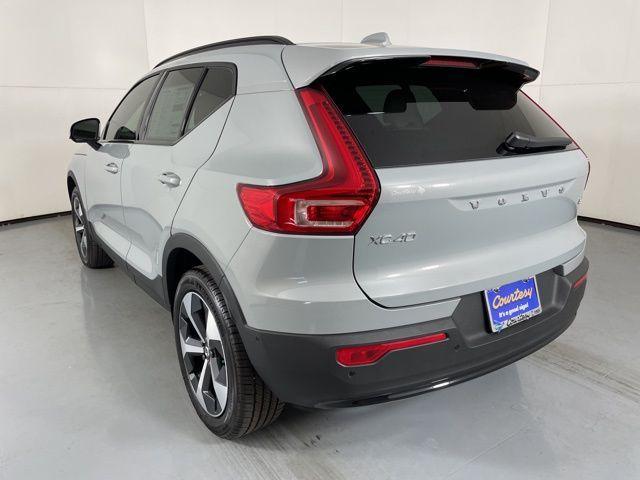 new 2026 Volvo XC40 car, priced at $41,425