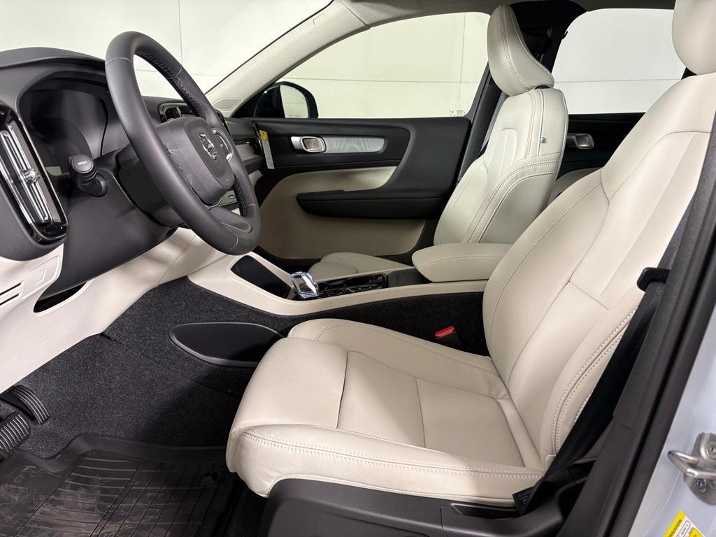 new 2026 Volvo XC40 car, priced at $48,100