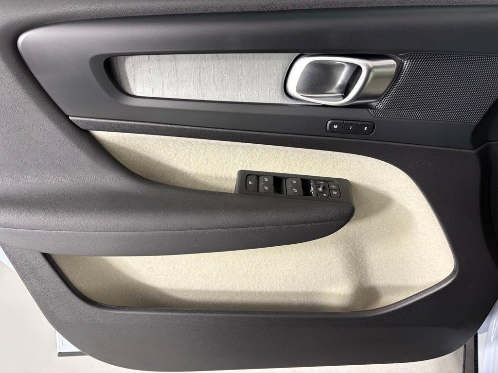 new 2026 Volvo XC40 car, priced at $48,100