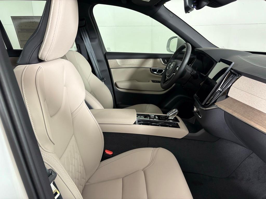 new 2026 Volvo XC90 car, priced at $59,345