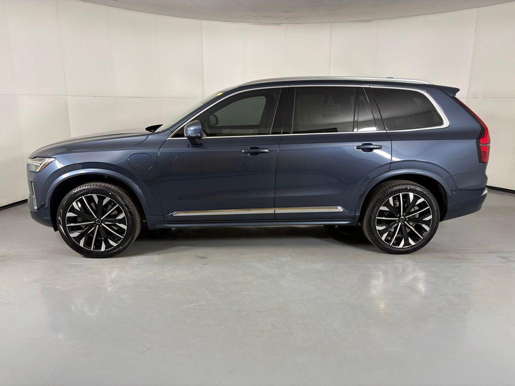 new 2026 Volvo XC90 Plug-In Hybrid car, priced at $80,660